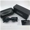 Image 1 : DESIGNER INSPIRED SUNGLASSES WITH ACCESSORIES