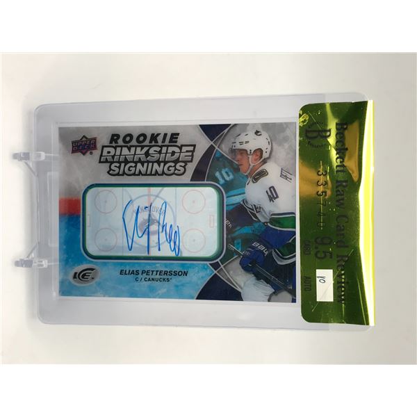 2018-19 UPPER DECK HOCKEY ELIAS PETTERSSON ROOKIE RINGSIDE SIGNINGS SIGNED TRADING CARD  BECKETT 9.5