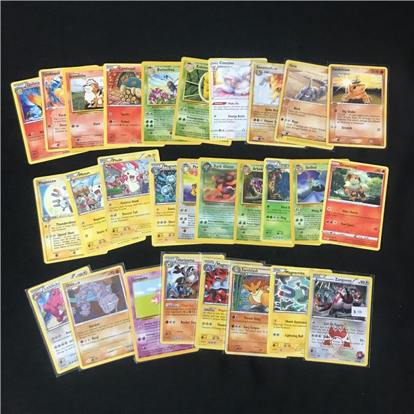 LOT OF LOOSE POKEMON TCG TRADING CARDS