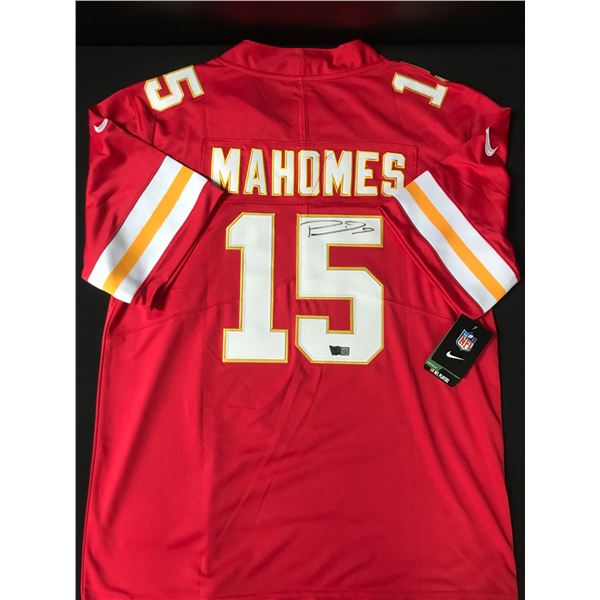 PATRICK MAHOMES SIGNED KANSAS CITY CHIEFS CUSTOM JERSEY - ACE COA