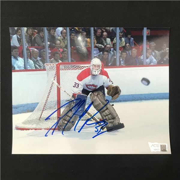PATRICK ROY SIGNED 8 X 10 (ACE COA)