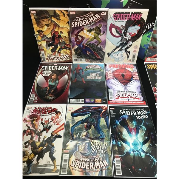 LOT OF 9 COMICS FEATURING SPIDERMAN - MARVEL COMICS