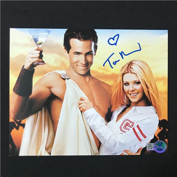 TARA REID SIGNED VAN WILDER 8 X 10 (WWOC COA)
