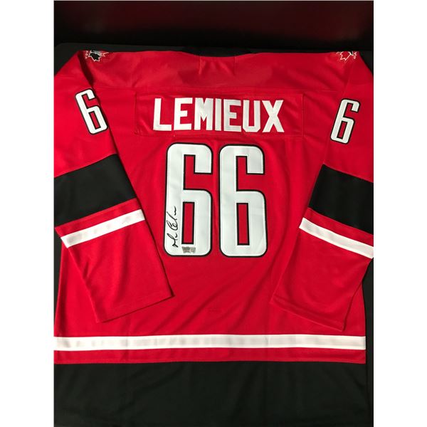 MARIO LEMIEUX SIGNED TEAM CANADA HOCKEY JERSEY (ACE COA)