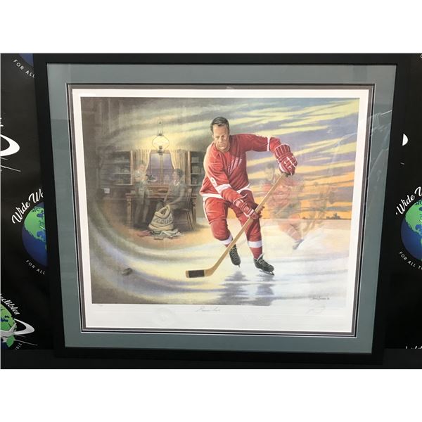 GORDIE HOWE SIGNED AND FRAMED JAMES LUMBERS LIMITED EDITION PRINT - 1001/1509