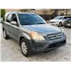 Image 2 : HOND CR-V 2006 O/S TITLE 2 DAYS