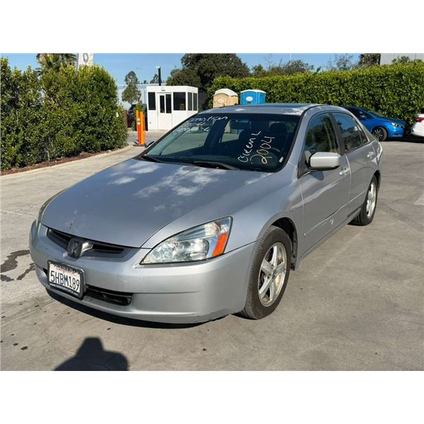 HOND ACCORD 2004 T-DONATION