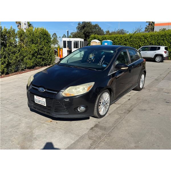 FORD  FOCUS 2012 T-DONATION