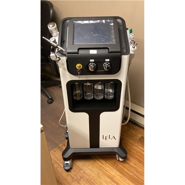 LELA  LIFESTYLE PROFESSIONAL SKIN AQUA FACIAL MACHINE WITH ATTACHMENTS *NO FOOT PEDAL*