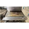 Image 2 : EFI RCTRS-36GN STAINLESS STEEL 36" COMMERCIAL MOBILE GAS GRIDDLE / RANGE WITH BACKSPLASH VENT SHELF