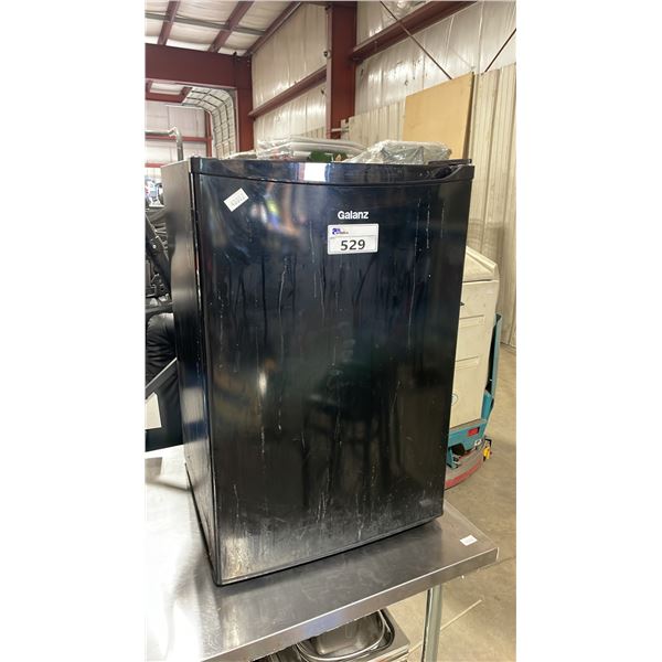 GALANZ GL31FBKE BLACK SINGLE DOOR ELECTRIC VERTICAL FREEZER