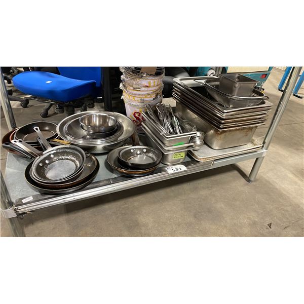 ASSORTED COMMERCIAL KITCHEN FRYING PANS, MIXING BOWLS, SOL ICE BUCKETS, BAKING SHEETS, STAINLESS