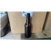 Image 2 : BOX OF FLIP TOP BROWN GLASS BRAGGOT BREWING 17 OZ BEER BOTTLES