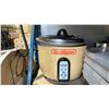 Image 4 : HAMILTON BEACH STAINLESS STEEL ELECTRIC DEHYDRATOR, RICE MASTER 25 CUP ELECTRIC RICE COOKER, DIGITAL