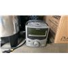 Image 4 : BUNN COFFEE DISPENSER, ELECTRIC HEATED COFFEE DISPENSER, SAMSUNG MICROWAVE, BLACK MICROWAVE, & RCA