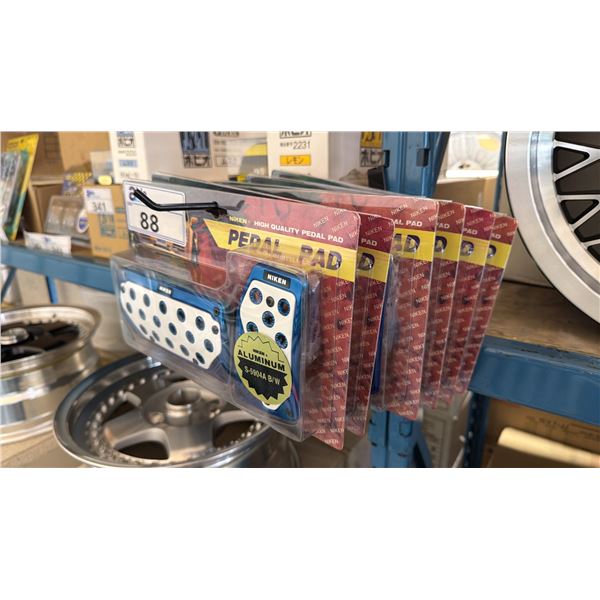6 NIKEN VINTAGE STYLE HIGH QUALITY PROFESSIONAL VEHICLE PEDAL PAD SETS