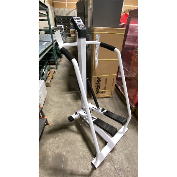 WEIDER SX-1 WHITE EXERCISE STEPPER WITH DIGITAL READOUT *IN BOX*