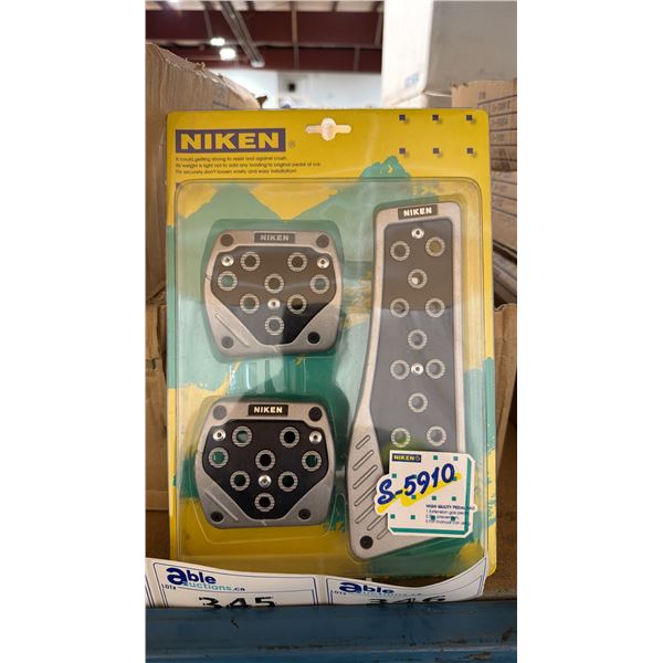 BOX OF NIKEN VINTAGE STYLE HIGH QUALITY PROFESSIONAL VEHICLE PEDAL PAD SETS