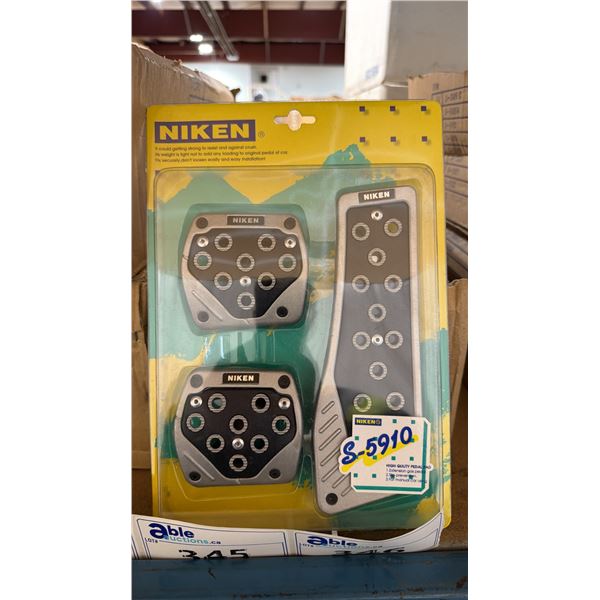 BOX OF NIKEN VINTAGE STYLE HIGH QUALITY PROFESSIONAL VEHICLE PEDAL PAD SETS