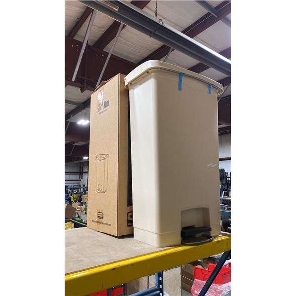 RUBBERMAID COMMERCIAL SLIMJIM 68L STEP-ON WASTE RECEPTACLE *IN BOX*
