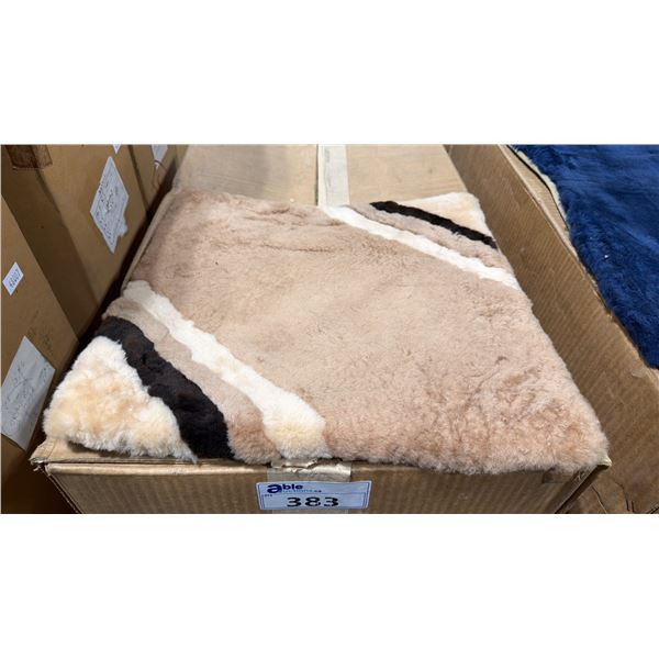 LARGE BOX OF BROWN STRIPED FUZZY PROFESSIONAL CAR SEAT BASE CUSHIONS