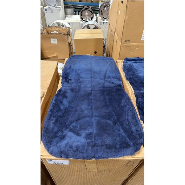 LARGE BOX OF BLUE FUZZY PROFESSIONAL CAR SEAT COVERS