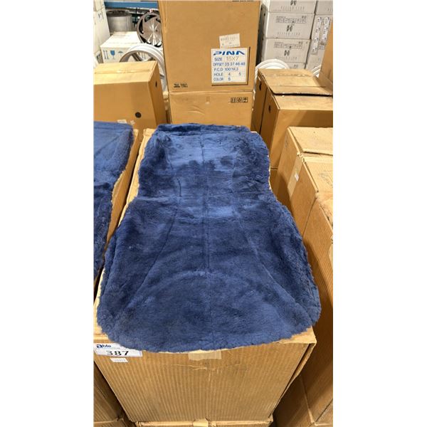LARGE BOX OF BLUE FUZZY PROFESSIONAL CAR SEAT COVERS