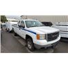 Image 4 : 2009 GMC SIERRA 2500 HD, 4DR CREW CAB PICKUP, WHITE, VIN 1GTHC49K49E105470,
