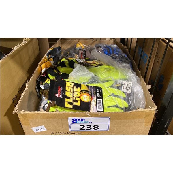 BOX OF ASSORTED BDG INDUSTRIAL CONTRACTOR STYLE WORK GLOVES & WATSON FLASH LITE PALM COATED GLOVES