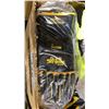 Image 3 : BOX OF ASSORTED BDG INDUSTRIAL CONTRACTOR STYLE WORK GLOVES & WATSON FLASH LITE PALM COATED GLOVES