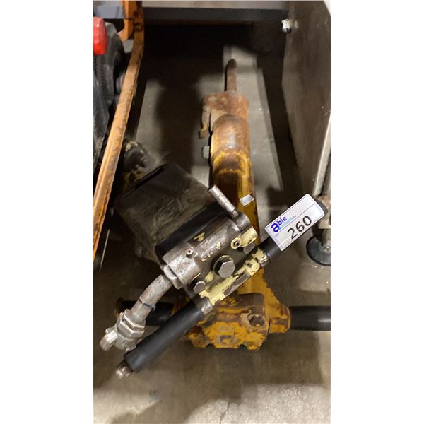 2- INGERSOLL RAND PNEUMATIC DEMOLITION JACK HAMMERS & 1 BIT
