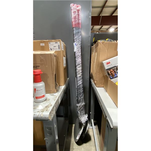 3 GARANT FIBERGLASS SPADE SHOVELS