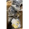 Image 3 : BOX OF SCOTT SAFETY INDUSTRIAL RESPIRATOR SYSTEMS