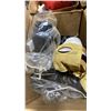 Image 3 : BOX OF SCOTT SAFETY INDUSTRIAL RESPIRATOR SYSTEMS