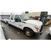Image 4 : 2011 FORD F250 XL SUPERDUTY, 4DR CREW CAB PICKUP, WHITE, VIN 1FT7W2AT6BEA76622,