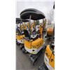 Image 3 : SDLANCH SDLE20 YELLOW DIESEL POWERED RUBBER TRACK MINI EXCAVATOR WITH ATTACHED DIGGING BUCKET,