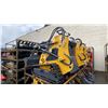 Image 2 : SDLANCH SDLL60 YELLOW GAS POWERED MINI STAND ON SKID STEER WITH 7" RUBBER TRACKS & TOOLBOX