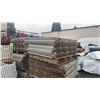 Image 3 : GREY INDUSTRIAL METAL PALLET RACKING 6 UPRIGHTS (12'L X 42"W) 20 CROSSBARS (8'L) & PALLET OF MESH