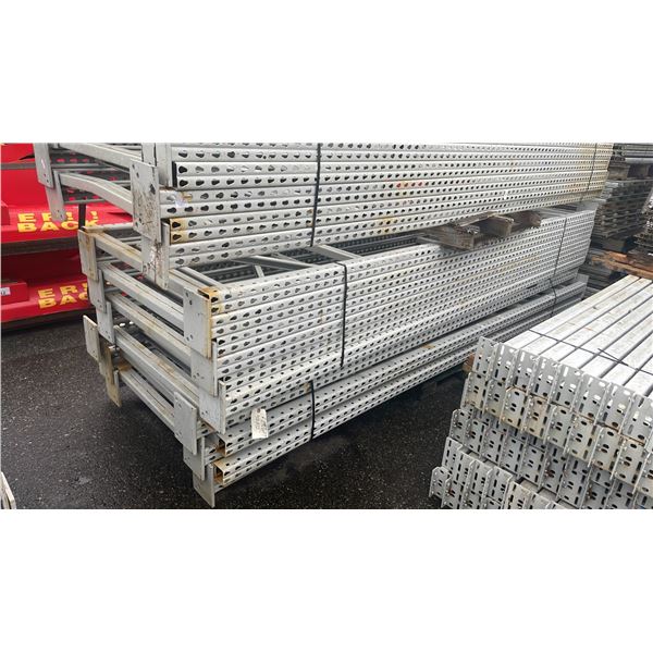GREY INDUSTRIAL METAL PALLET RACKING 6 UPRIGHTS (12'L X 42"W) 20 CROSSBARS (8'L) & PALLET OF MESH