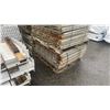 Image 3 : GREY INDUSTRIAL METAL PALLET RACKING 6 UPRIGHTS (12'L X 42"W) 20 CROSSBARS (8'L) & PALLET OF MESH