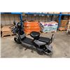 Image 2 : IREV 2 WHEELED HIGH END ELECTRIC VEHICLE *COLOR GREY*