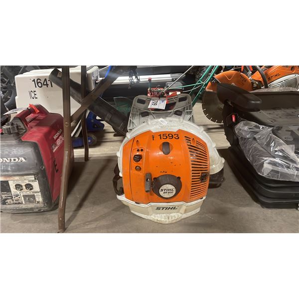 STIHL BR 600 GAS POWERED COMMERCIAL BACKPACK LEAF BLOWER