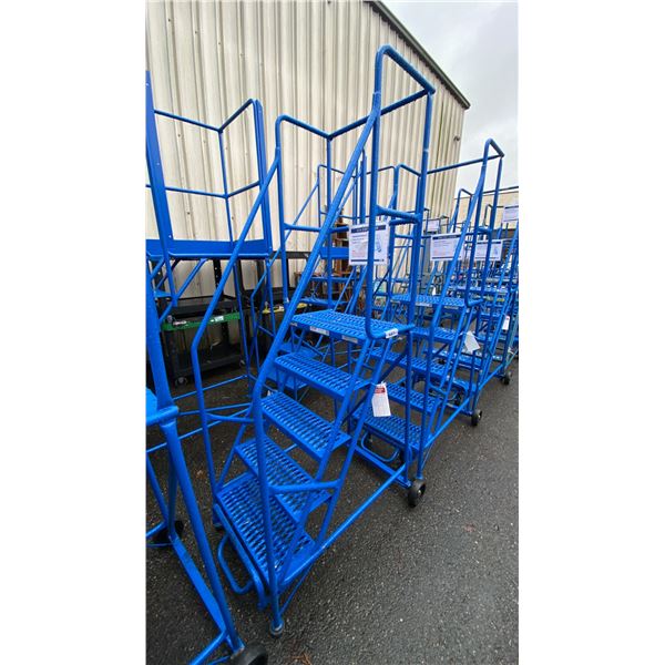 CANWAY 5H BLUE METAL 5' INDUSTRIAL MOBILE WAREHOUSE STAIRS