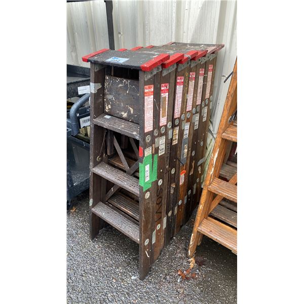 6 ALLRIGHT WOOD 4' LADDERS