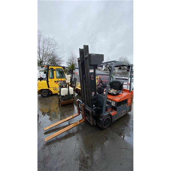 TOYOTA 7FBEU20 ORANGE 2300 LB CAPACITY ELECTRIC FORKLIFT, 240" 4 STAGE MAST, SOLID TIRES, SIDE SHIFT