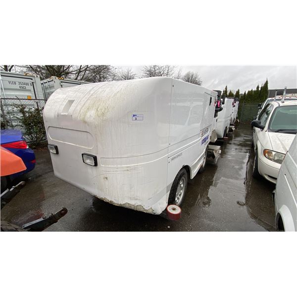 2012 OLYMPIA ICE BEAR ELECTRIC ZAMBONI, WHITE, VIN RIB120243003,