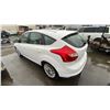 Image 2 : 2014 FORD FOCUS ELECTRIC, 4DR HATCHBACK, WHITE, VIN 1FADP3R47EL120703,