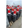 Image 2 : PALLET OF RED REFLECTIVE COMMERCIAL INDUSTRIAL TRAFFIC CONES