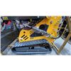 Image 4 : SDLANCH SDLL60 YELLOW GAS POWERED MINI STAND ON SKID STEER WITH 7" RUBBER TRACKS & TOOLBOX