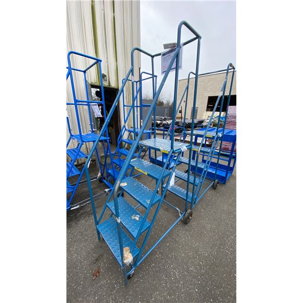 KLETON B24O5H BLUE METAL 5' INDUSTRIAL MOBILE WAREHOUSE STAIRS